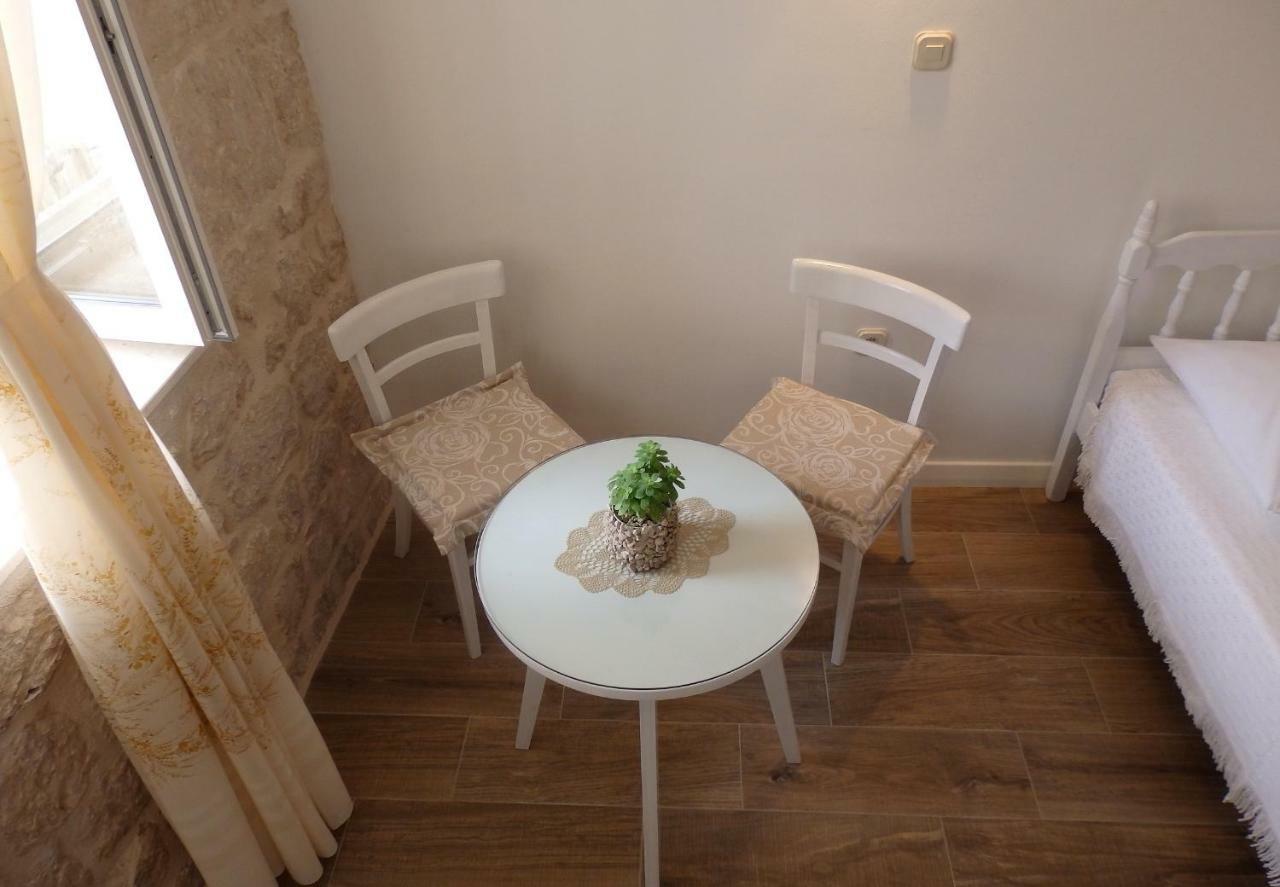Guesthouse Torga Vis Exterior photo